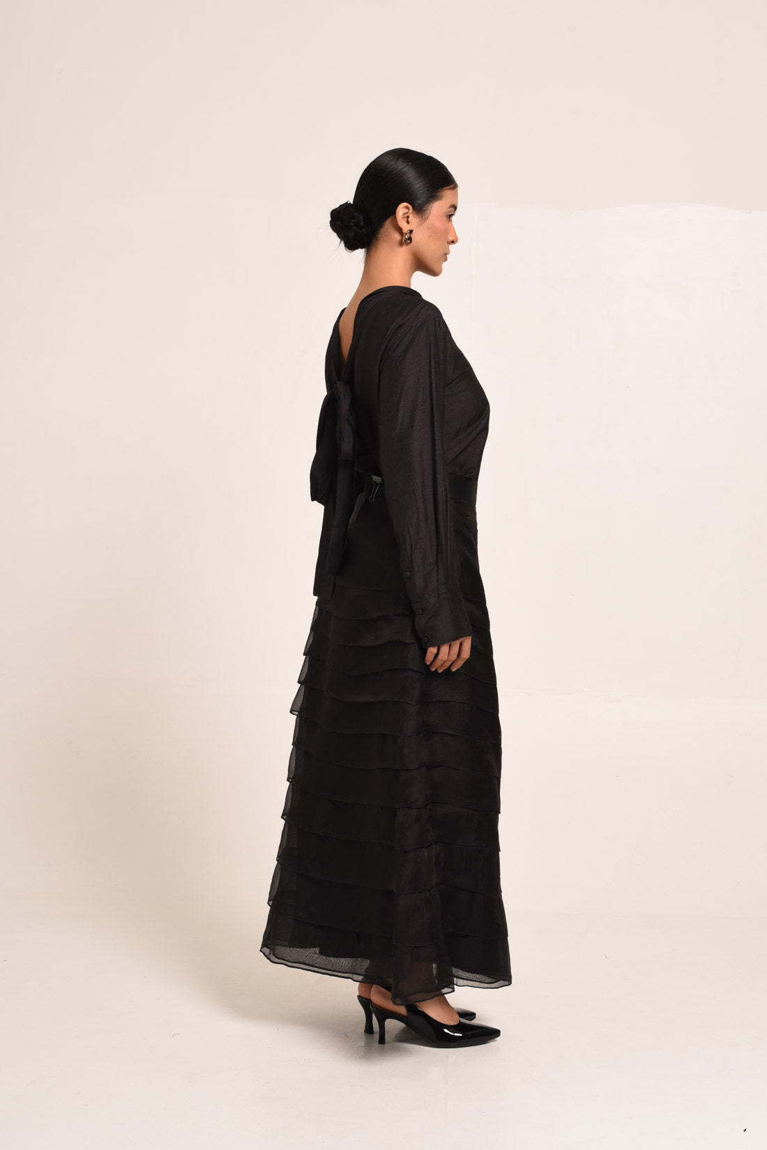 PERÚ RUFFLED SKIRT AND SILK BLOUSE SET