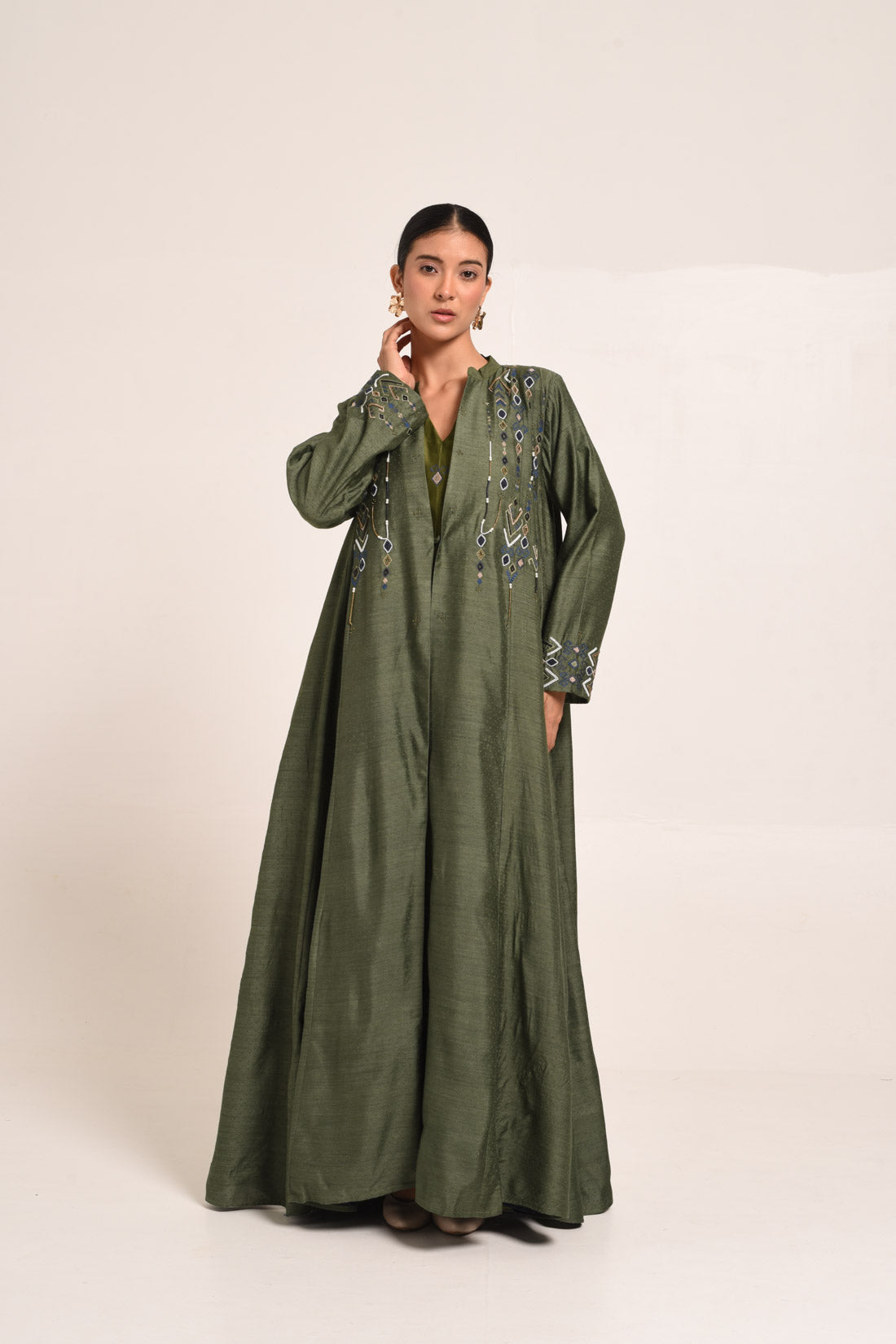 تصميم العباءة 7