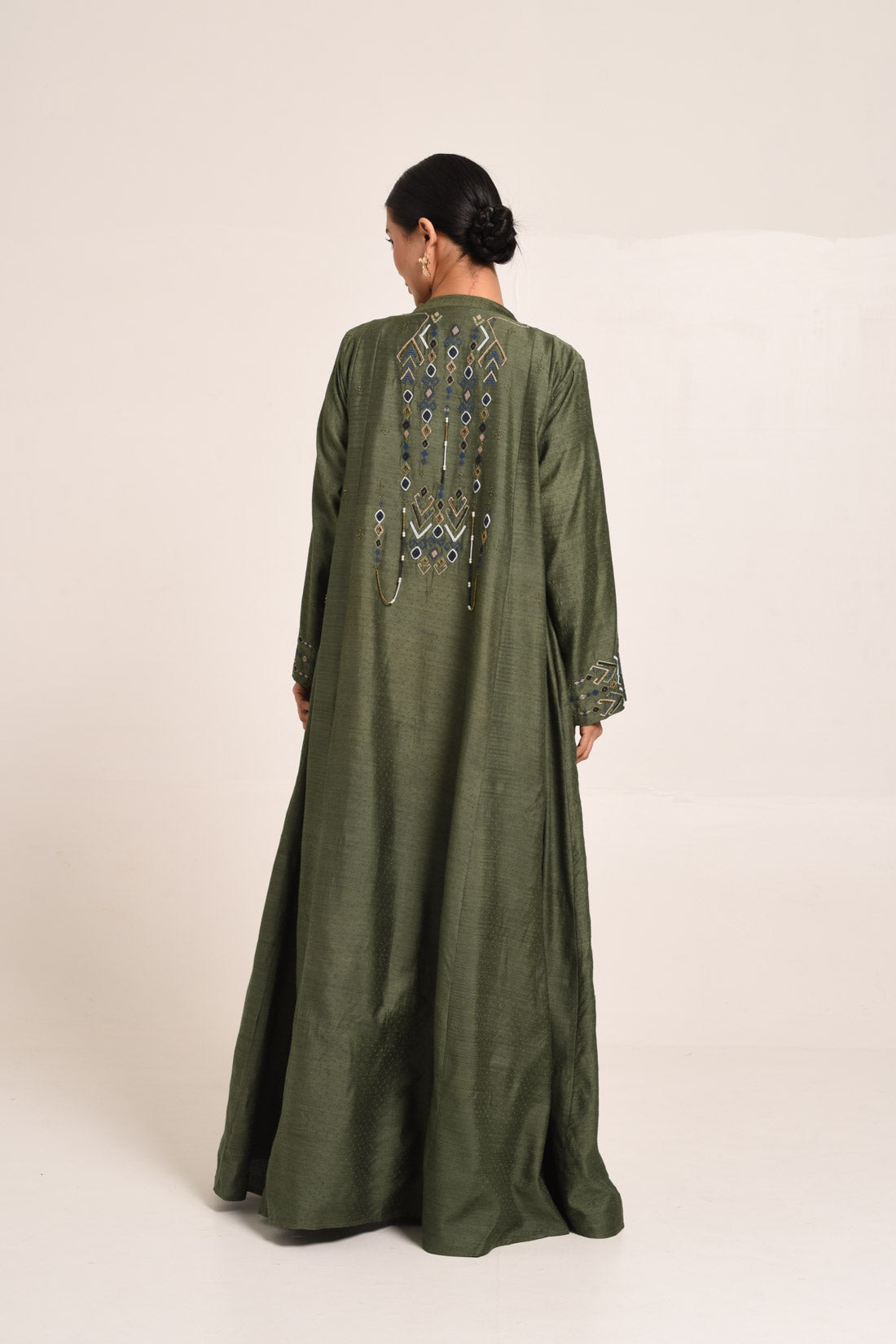 تصميم العباءة 7