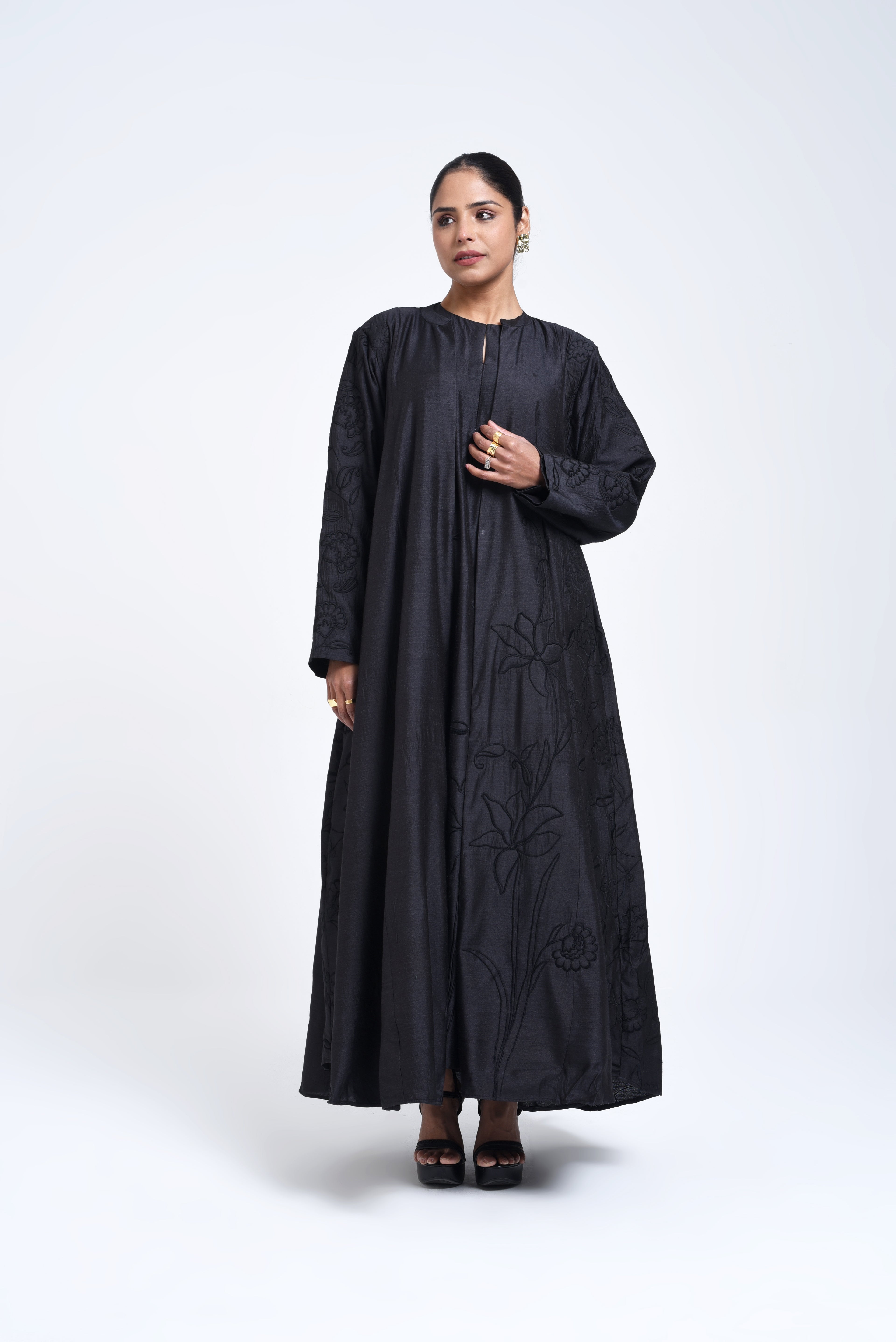 تصميم العباءة 7