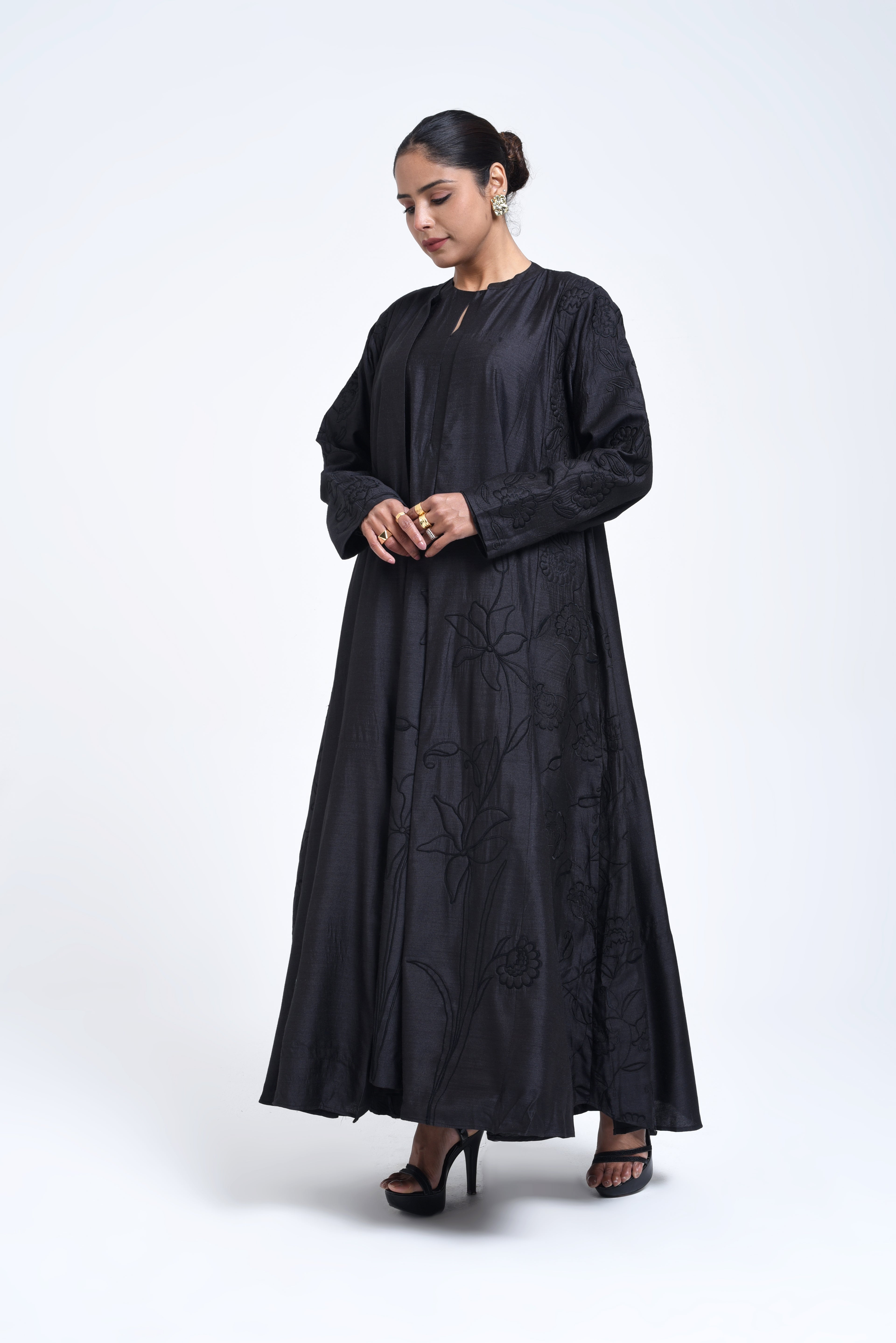 تصميم العباءة 7