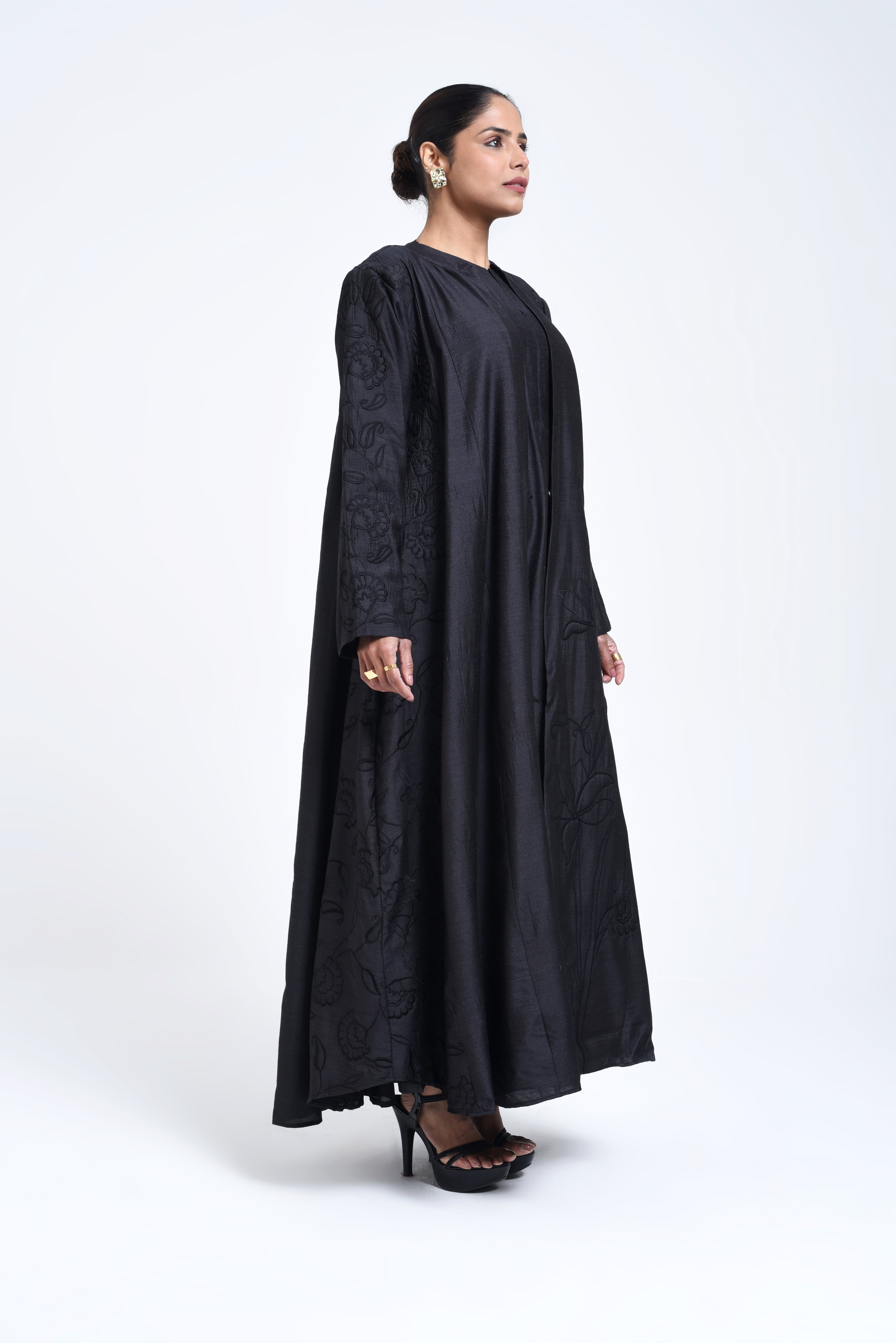 تصميم العباءة 7